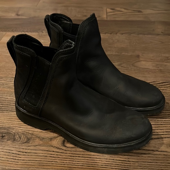 Roots Shoes Roots Chelsea Booties Poshmark